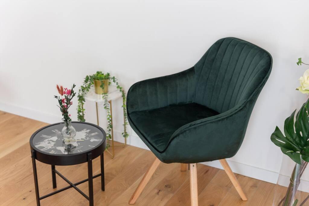 Apartament Easy Paris Visit Metro & Parking Saint-Ouen  Zewnętrze zdjęcie